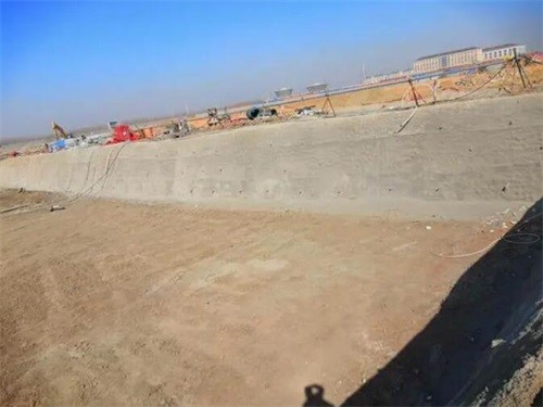 玉林高铁桩基础建设